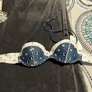 Nwt small Bingo surf underwire bandeau swim top